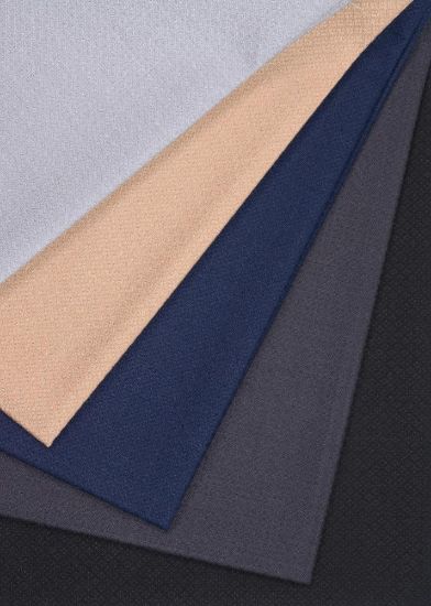 صورة قماش شتوي بخامة دافئة